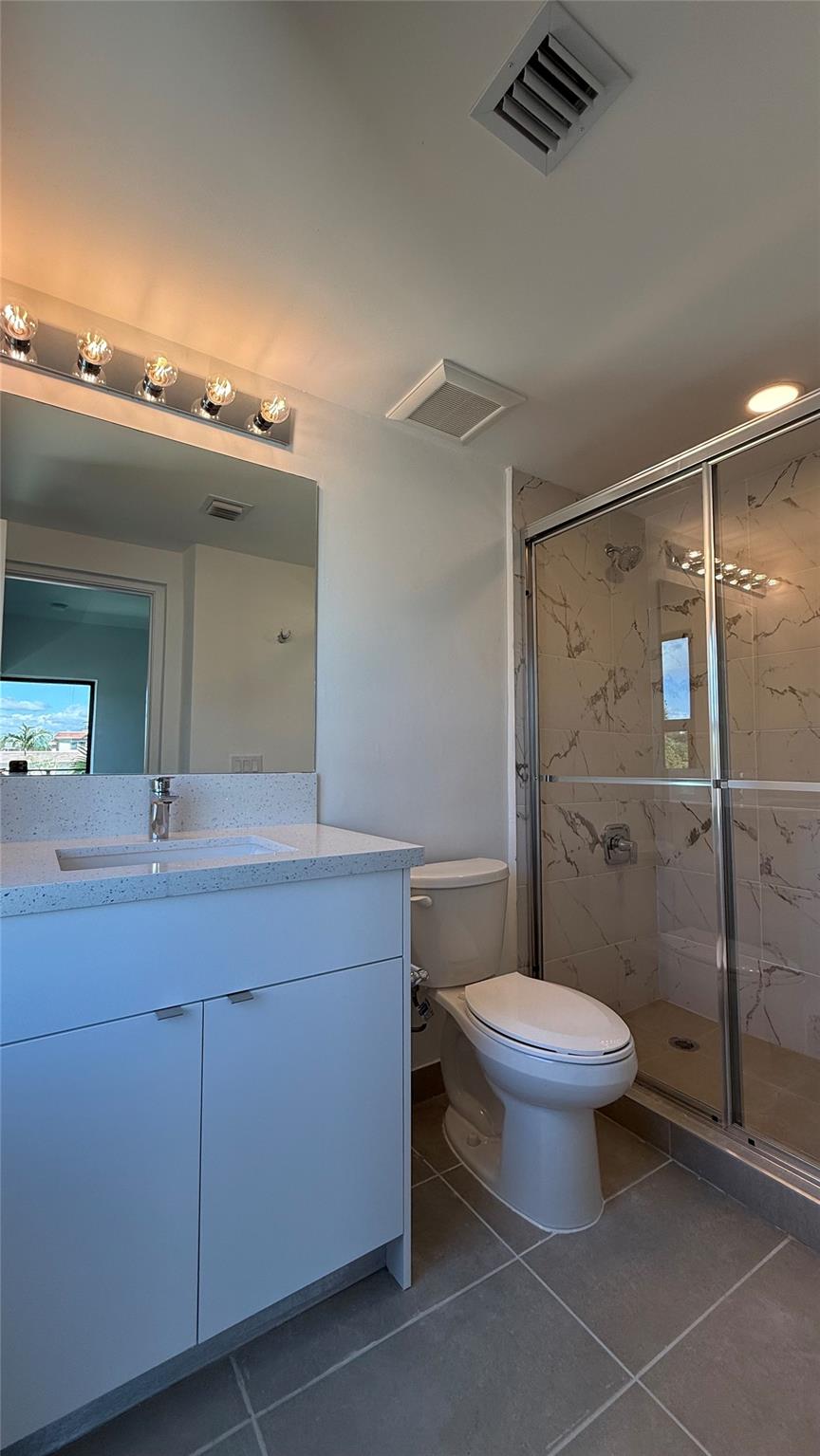 Hollywood Little Ranches - Residential Lease