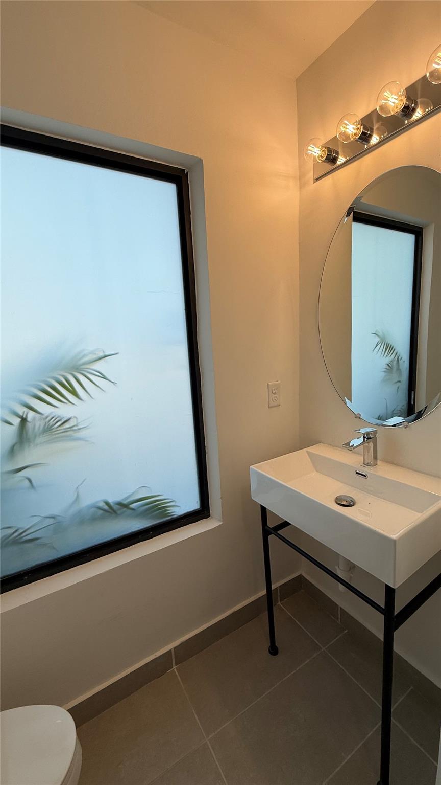 Hollywood Little Ranches - Residential Lease