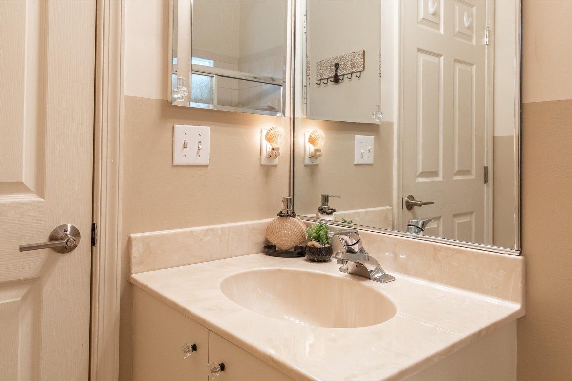 Hampton Lakes - Residential