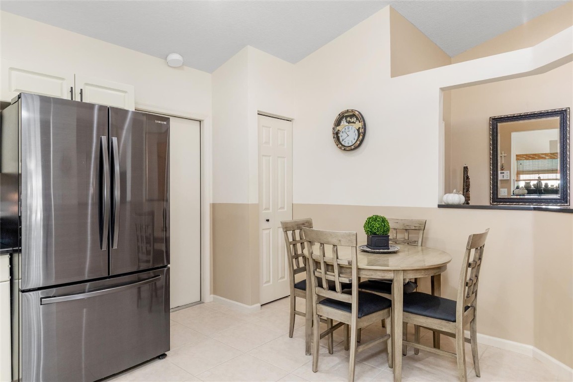 Hampton Lakes - Residential