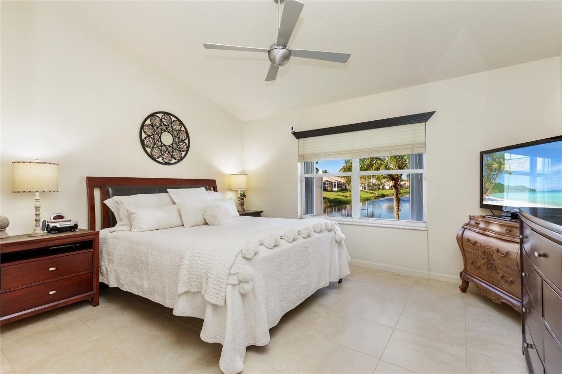 Hampton Lakes - Residential