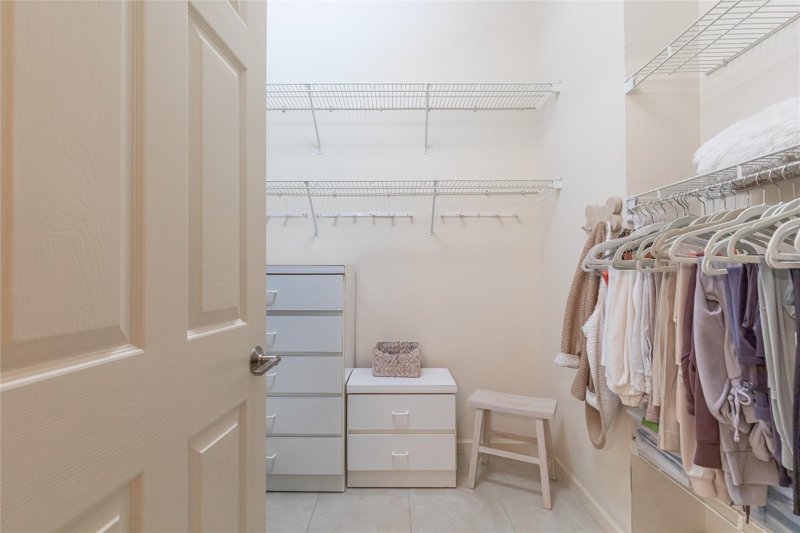 Hampton Lakes - Residential