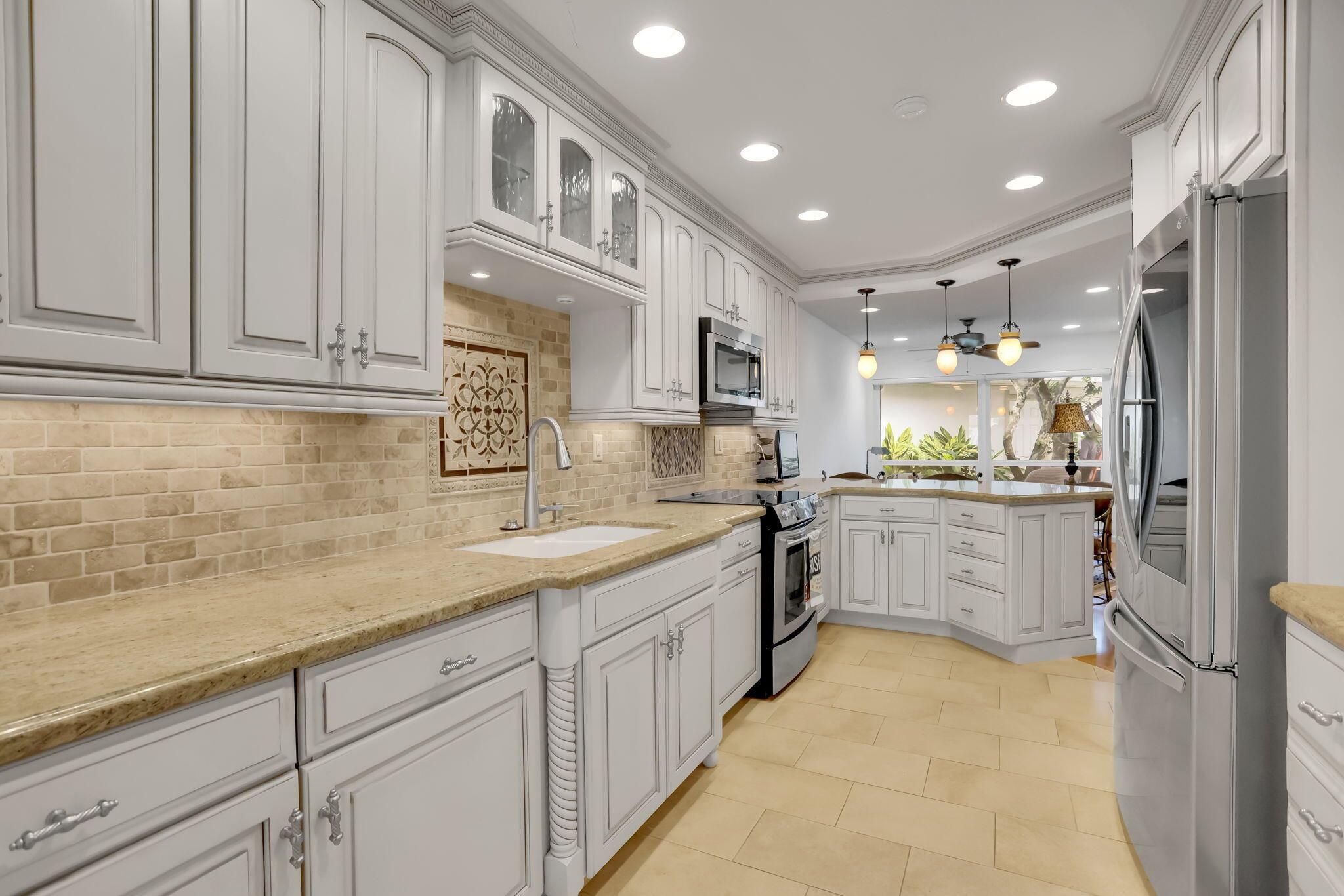 CYPRESS POINT VILLAS OF B - Residential