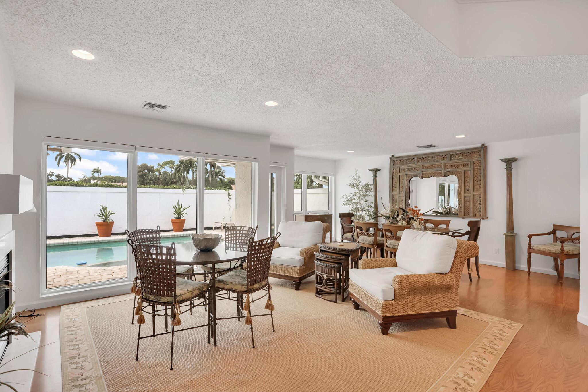 CYPRESS POINT VILLAS OF B - Residential