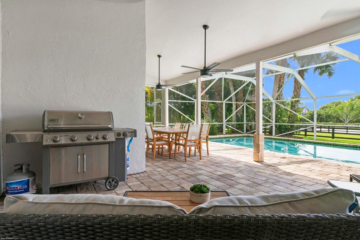 SADDLE TRAIL PARK OF WELLINGTON - Residential