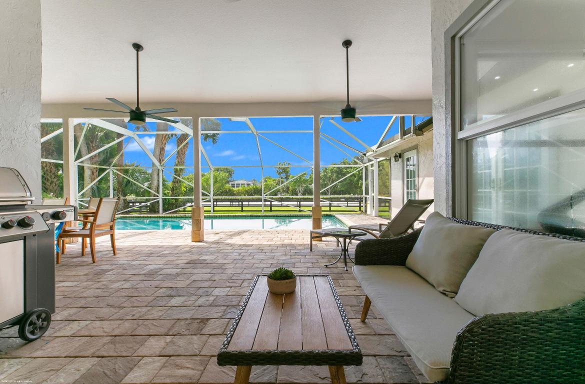 SADDLE TRAIL PARK OF WELLINGTON - Residential