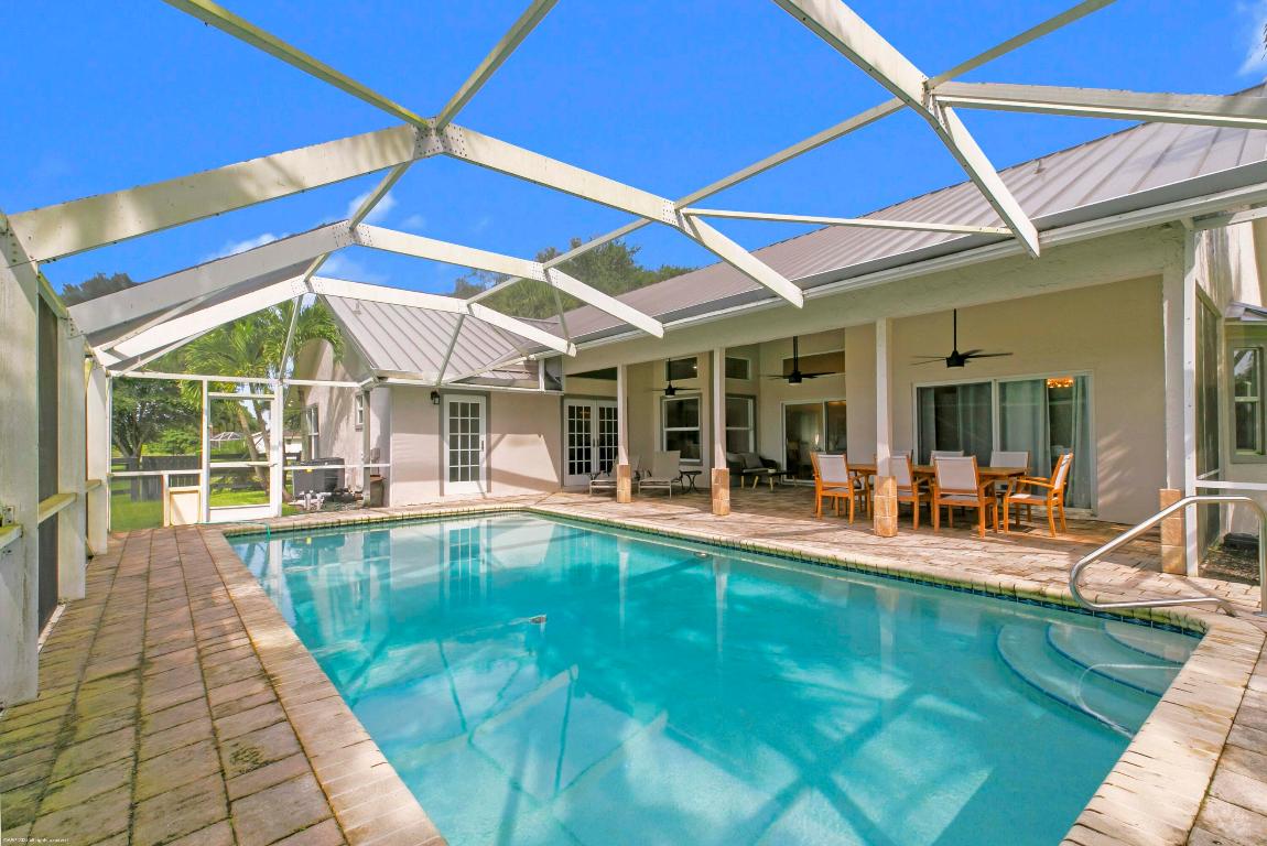 SADDLE TRAIL PARK OF WELLINGTON - Residential