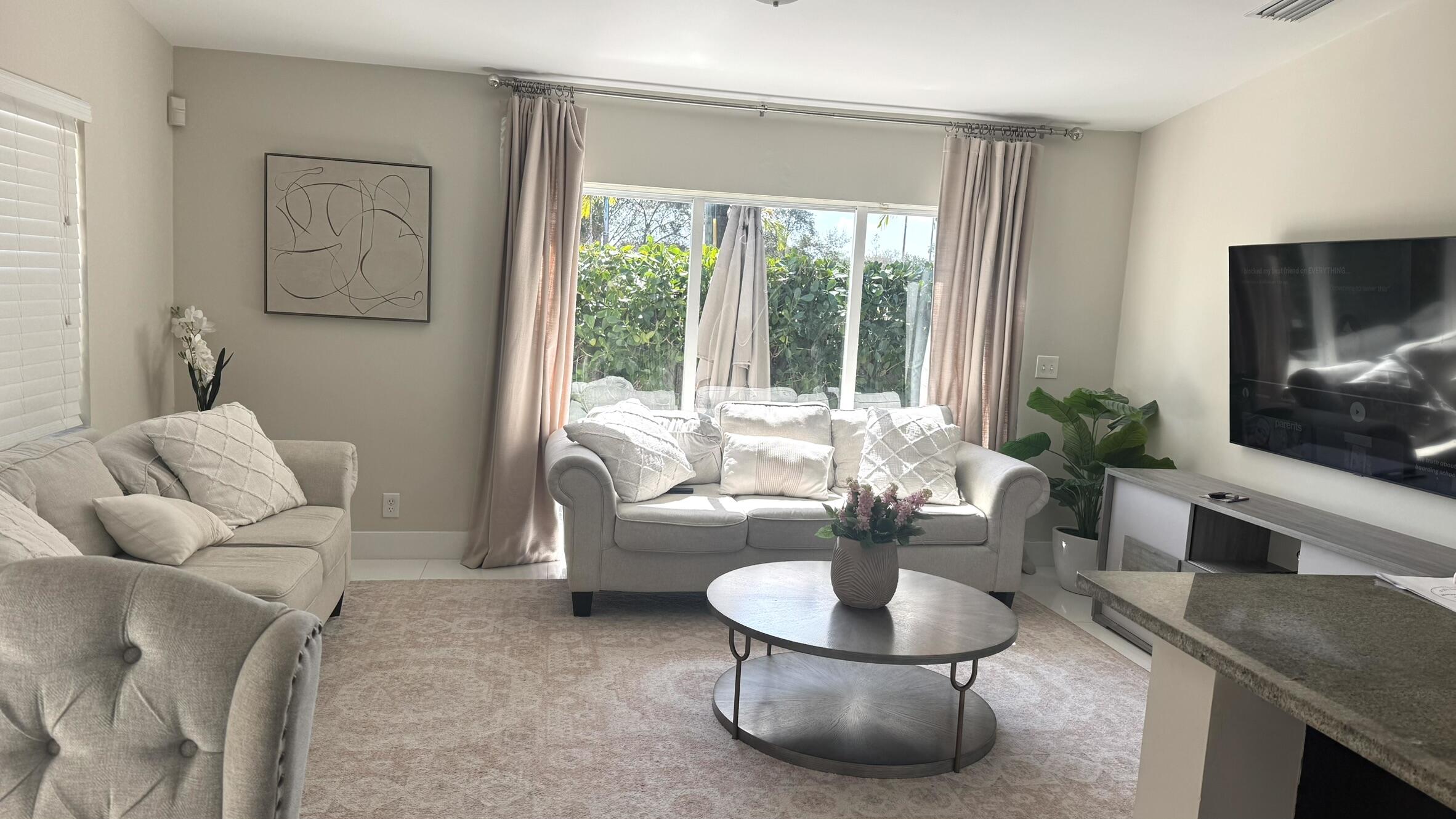 HAMMOCKS AT RIVERGLEN - Residential