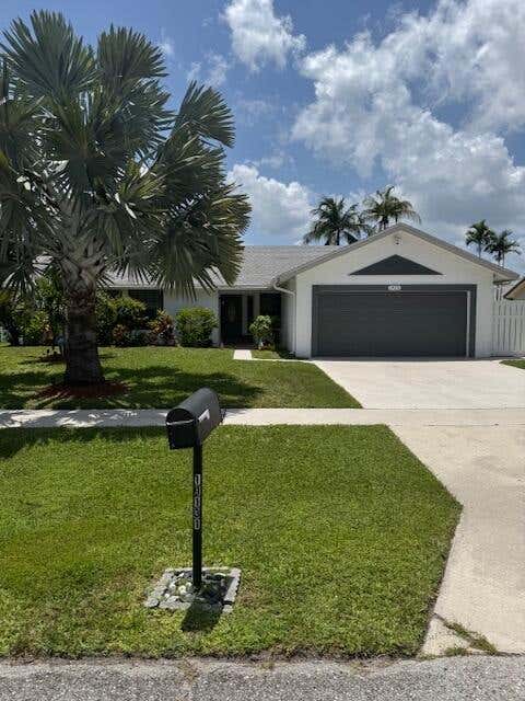 Photo of 19131 Fairlawn Way, Boca Raton, FL 33434 (MLS # B26062771)