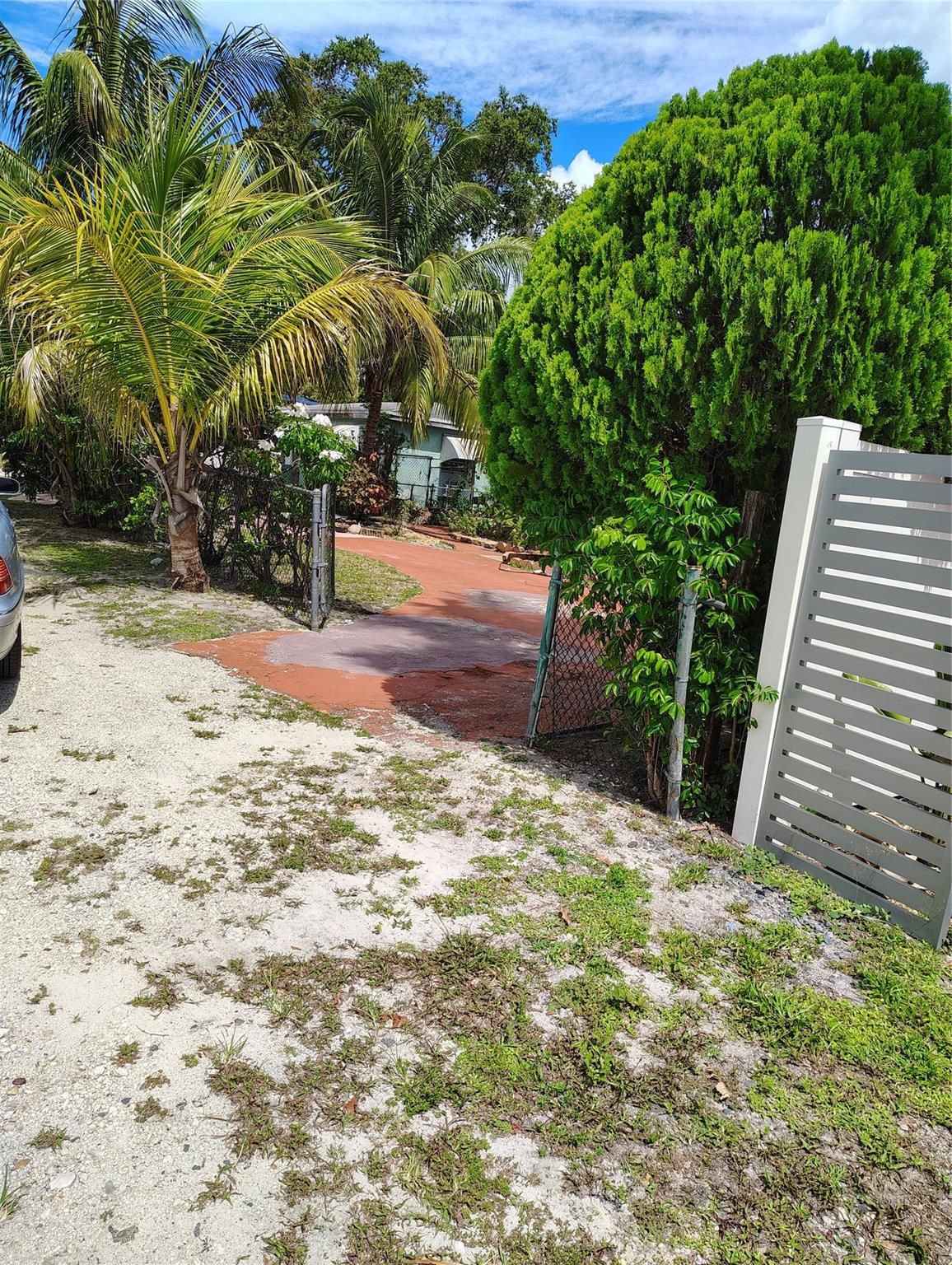 353 NE 160th Ter, Miami, FL, 33162/$389,900 1 353 NE 160th Ter