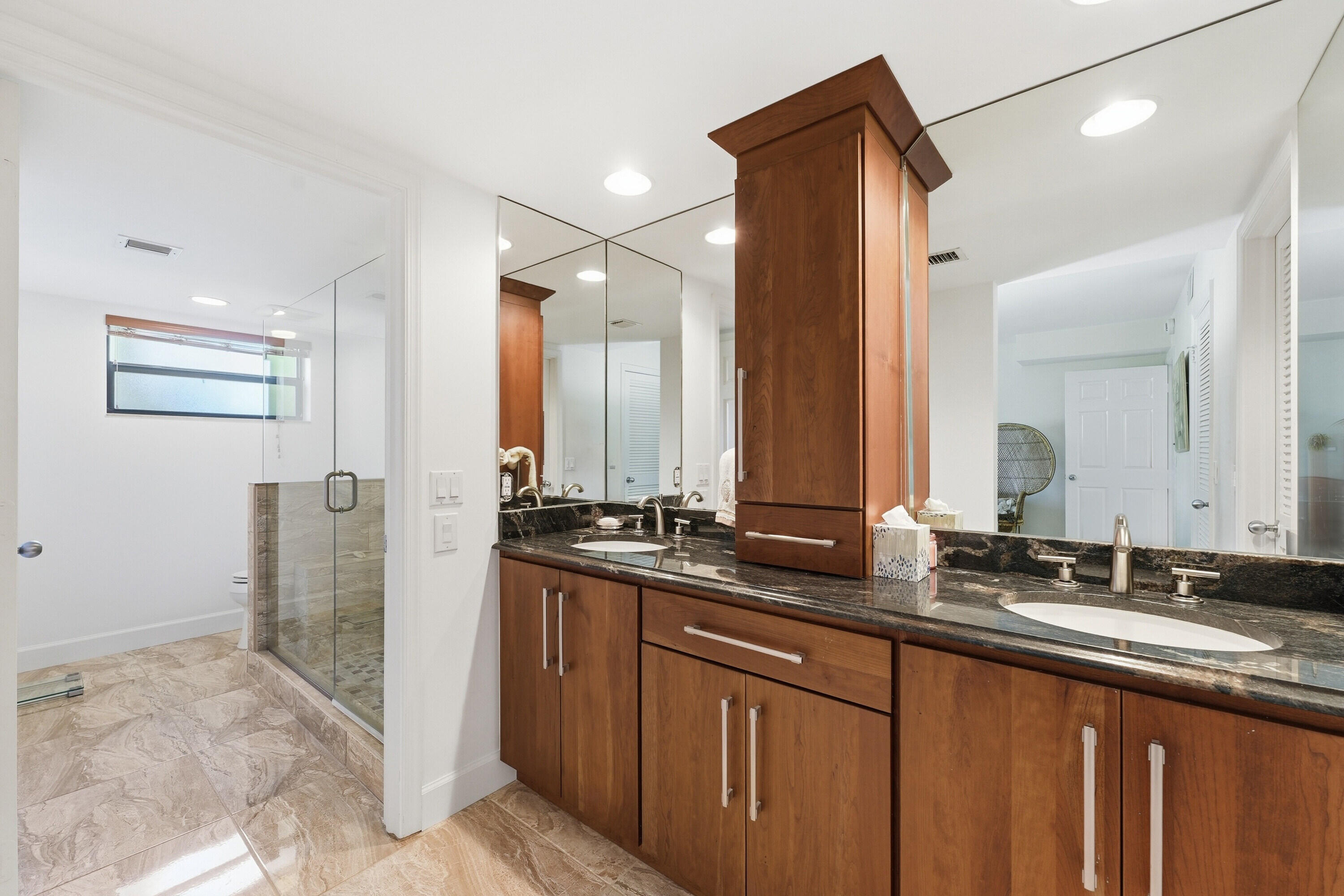 TRADERS CROSSING AT JONATHANS LANDING - Residential