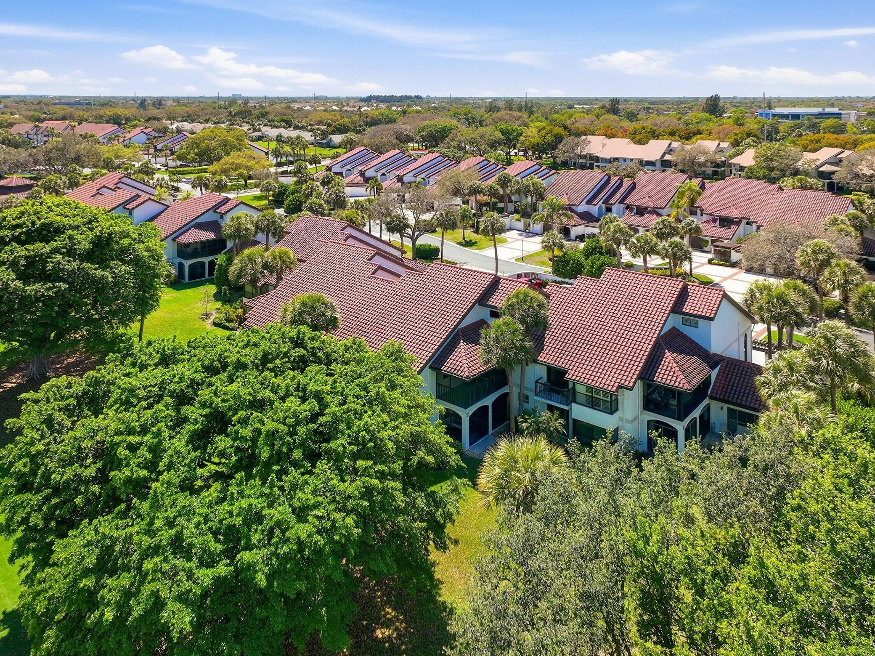 TRADERS CROSSING AT JONATHANS LANDING - Residential