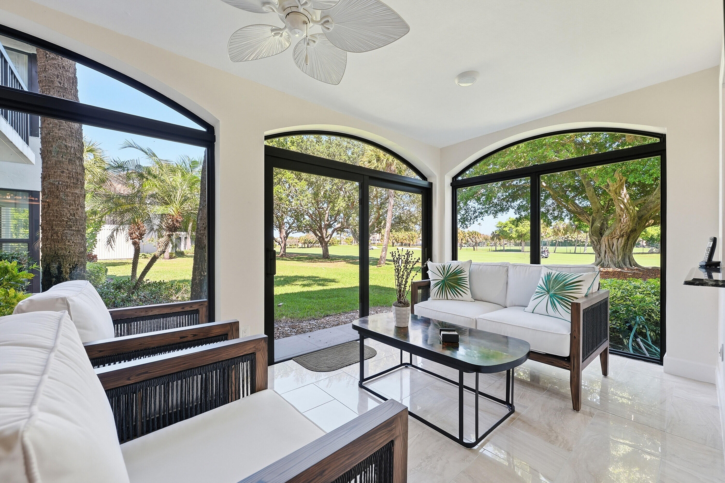 TRADERS CROSSING AT JONATHANS LANDING - Residential