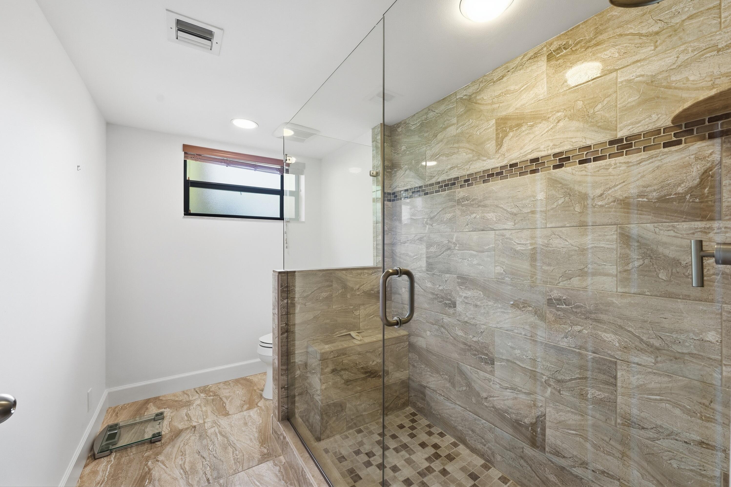 TRADERS CROSSING AT JONATHANS LANDING - Residential