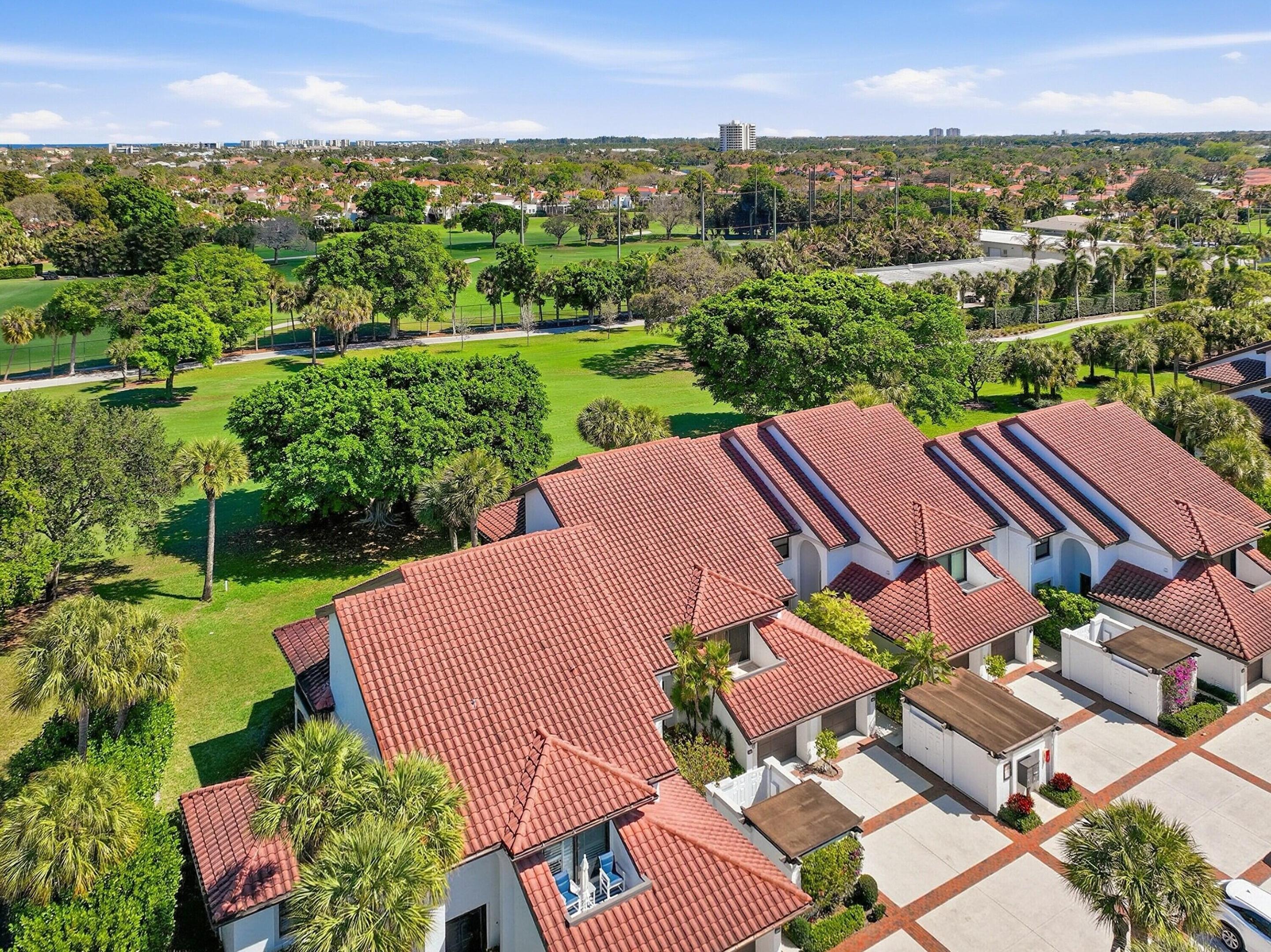 TRADERS CROSSING AT JONATHANS LANDING - Residential