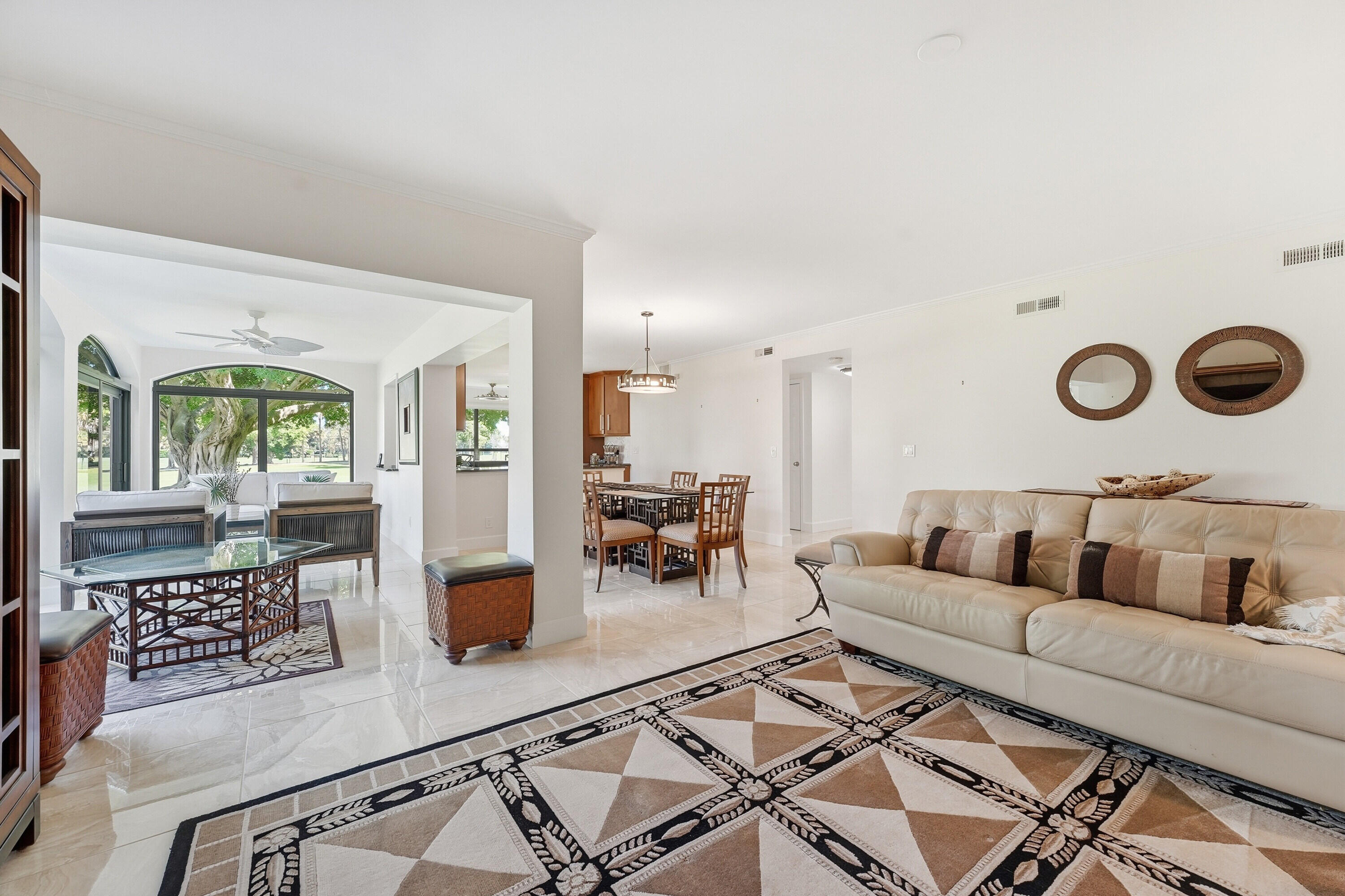 TRADERS CROSSING AT JONATHANS LANDING - Residential