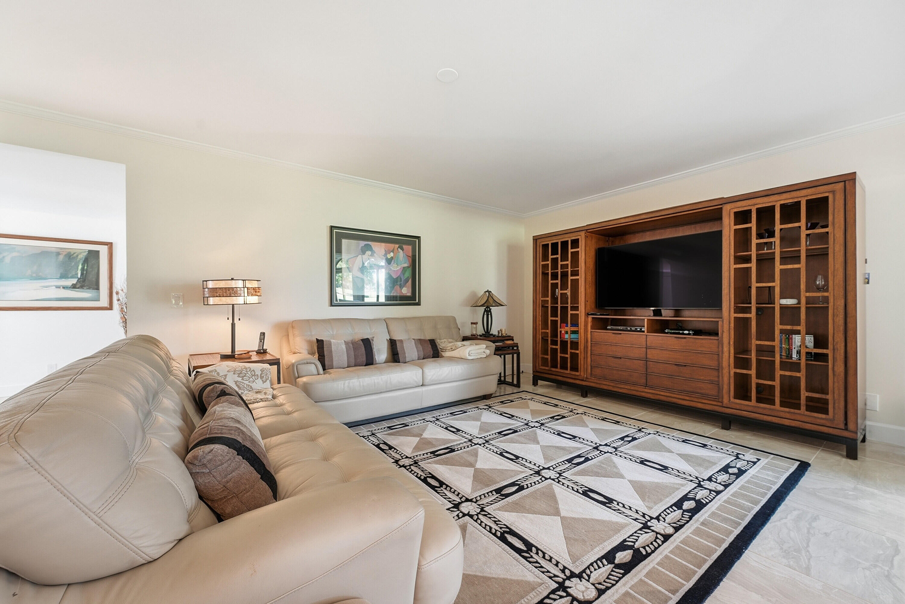 TRADERS CROSSING AT JONATHANS LANDING - Residential