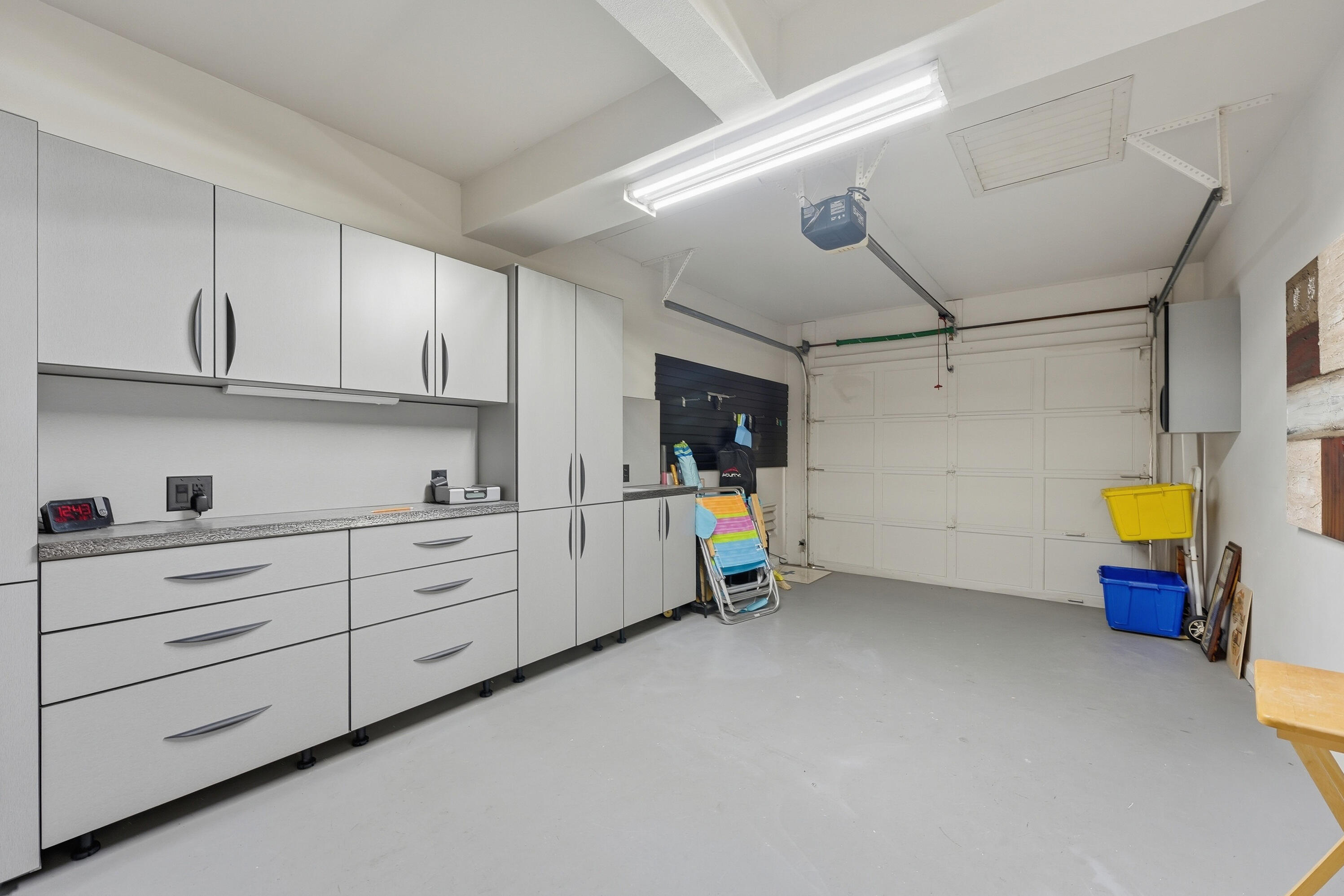 TRADERS CROSSING AT JONATHANS LANDING - Residential