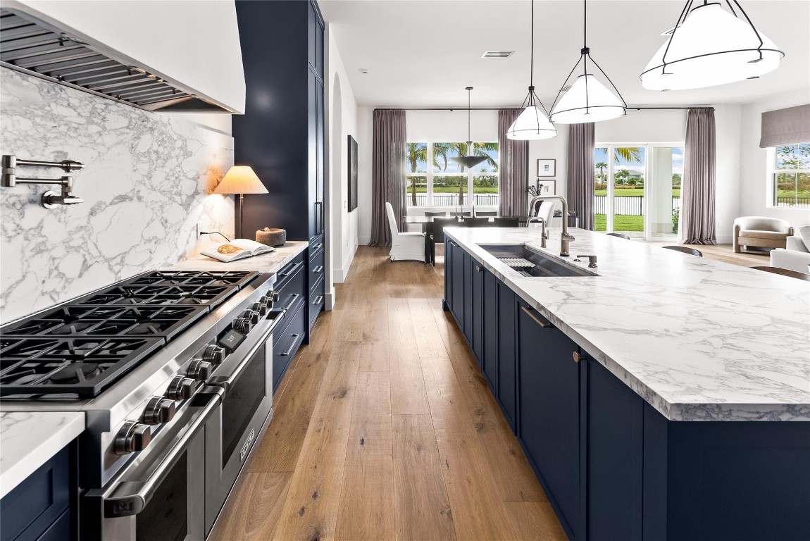 AVONDALE - Residential