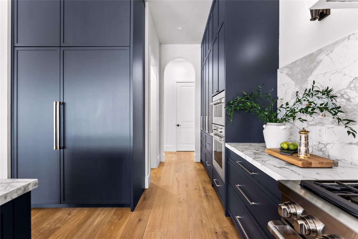 AVONDALE - Residential