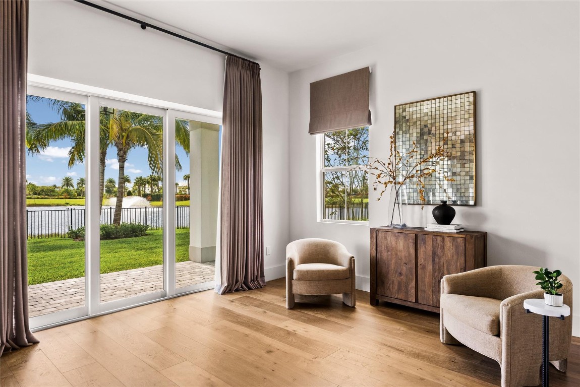 AVONDALE - Residential