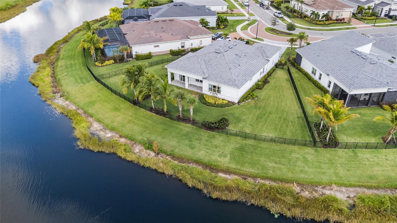 AVONDALE - Residential