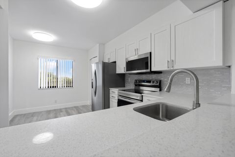 2200 S Cypress Bend Dr 402 Pompano Beach FL 33069