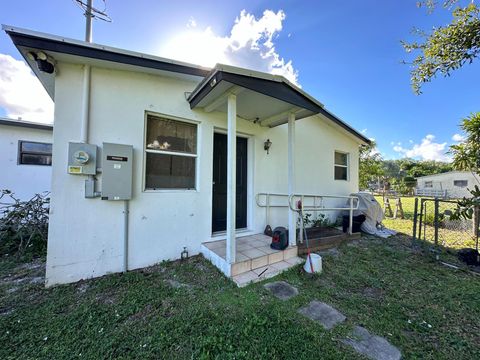 A home in Indiantown