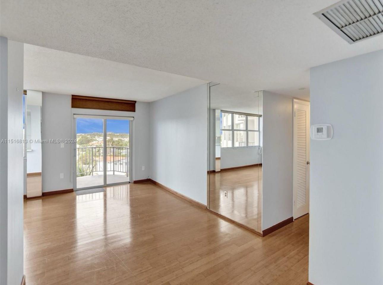 11930 N Bayshore Dr 601