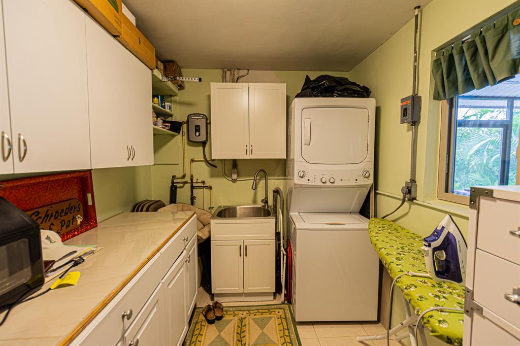 SOUTH JENSEN HEIGHTS - Residential