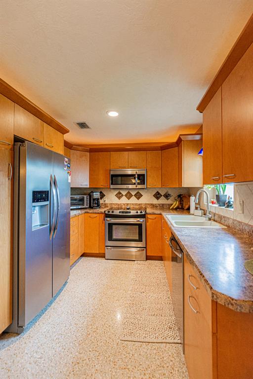 SOUTH JENSEN HEIGHTS - Residential