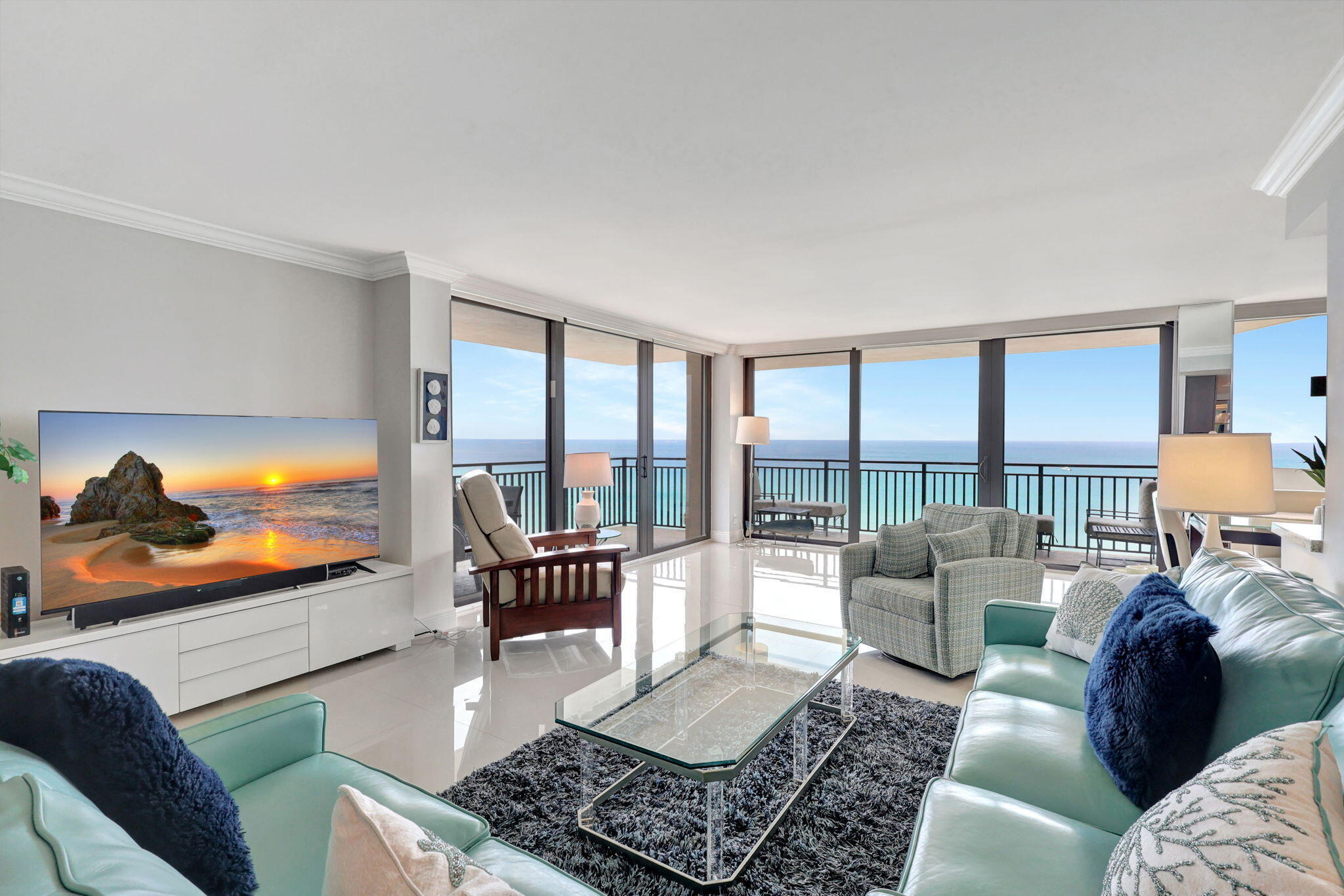 5460 N Ocean Drive 7a