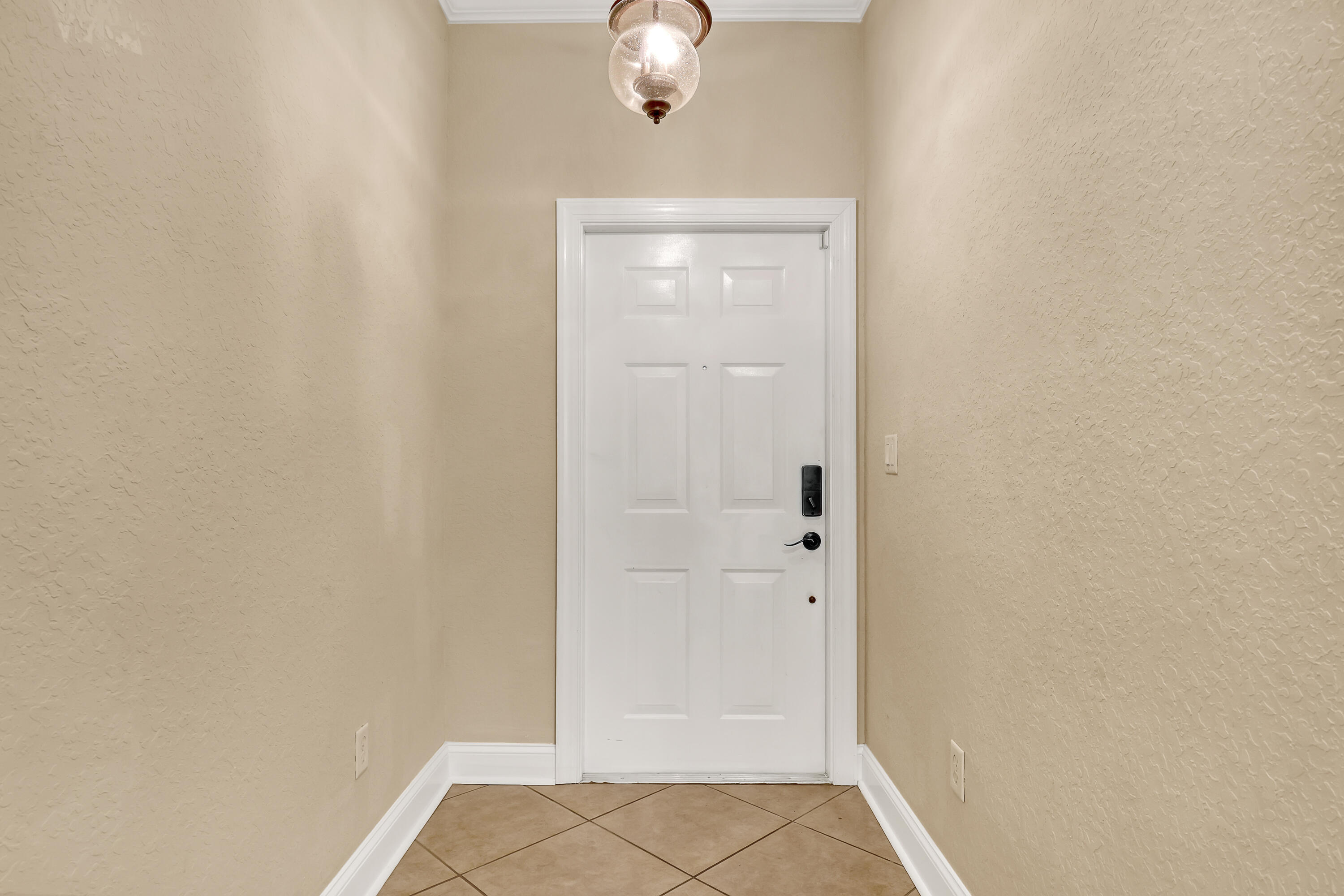 BOTANICA - Residential Lease