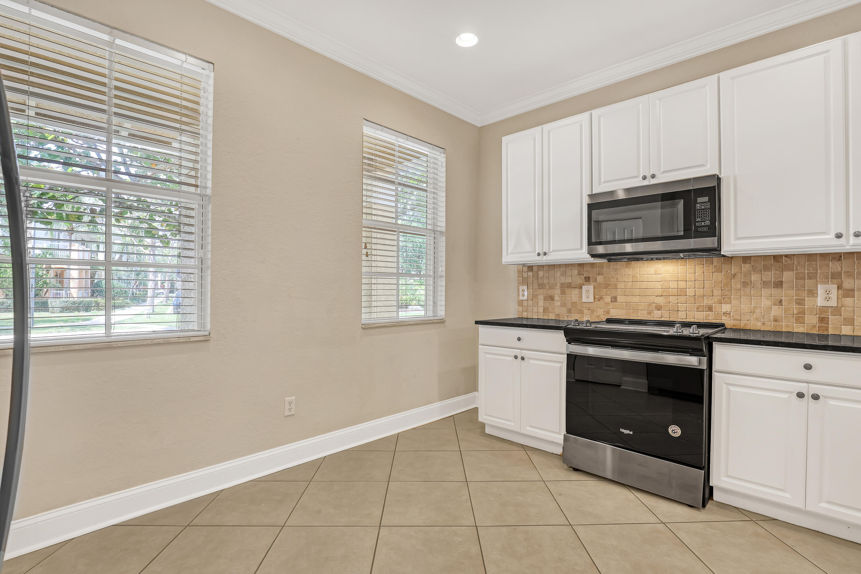 BOTANICA - Residential Lease