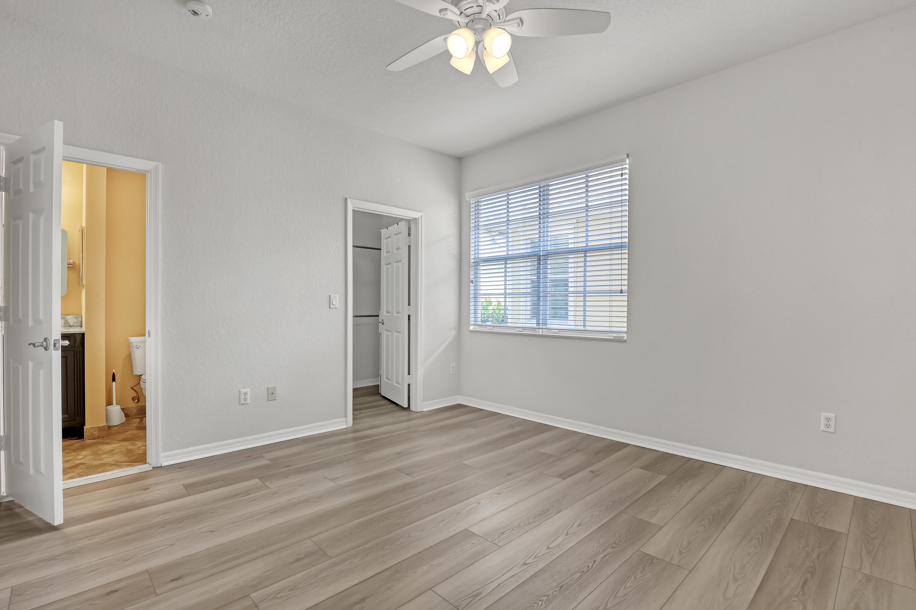 BOTANICA - Residential Lease
