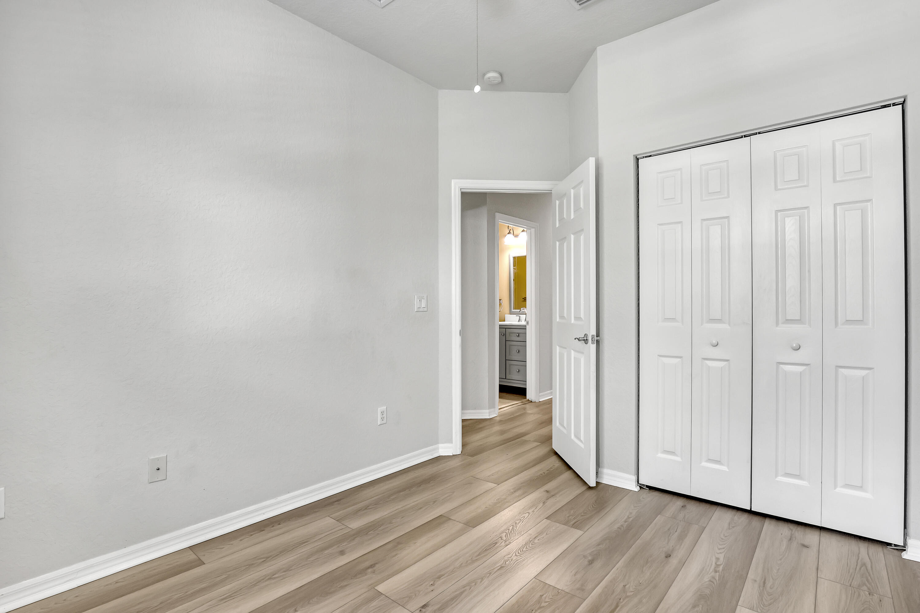 BOTANICA - Residential Lease