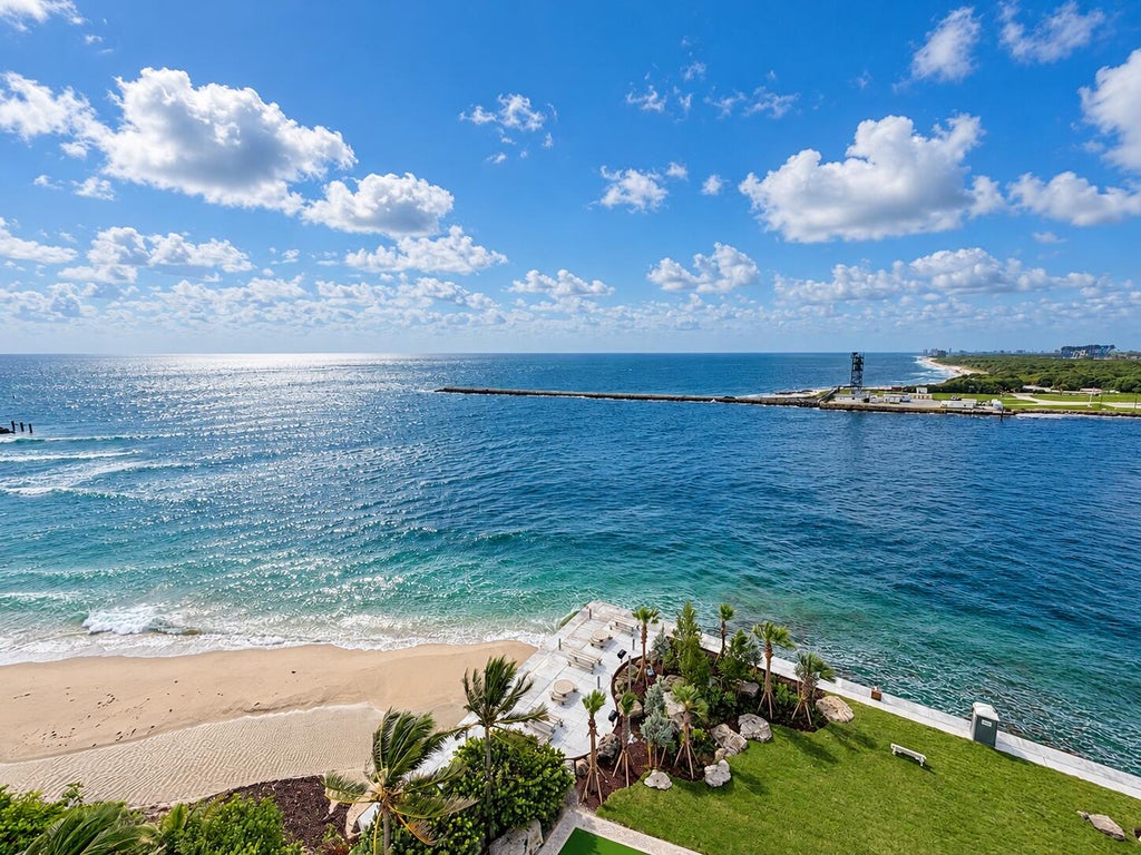 Photo of 2100 S OCEAN Drive #9M, Fort Lauderdale, FL 33316 (MLS # B26091714)