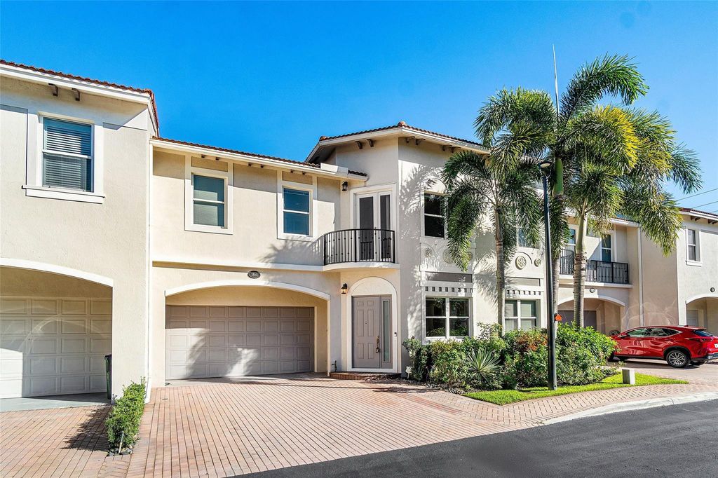 Photo of 1865 Highland Grove Drive, Delray Beach, FL 33445 (MLS # F10549735)