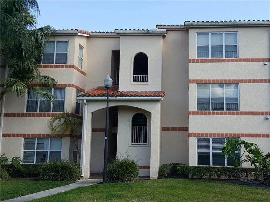 Photo of 3380 Pinewalk Drive #1135, Margate, FL 33063 (MLS # F10460255)