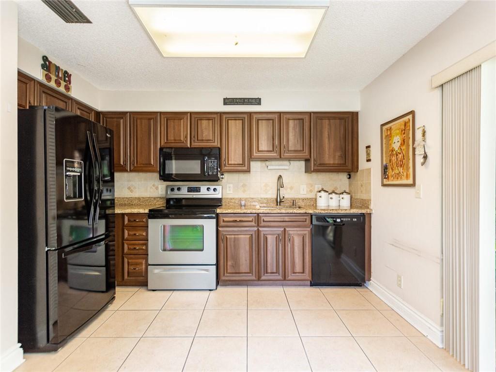 Emerald Oaks - Residential