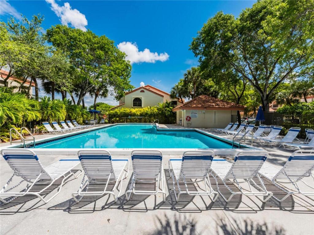 Emerald Oaks - Residential