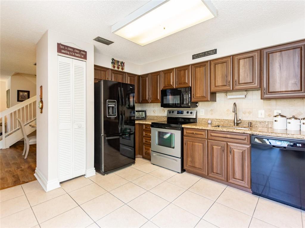 Emerald Oaks - Residential