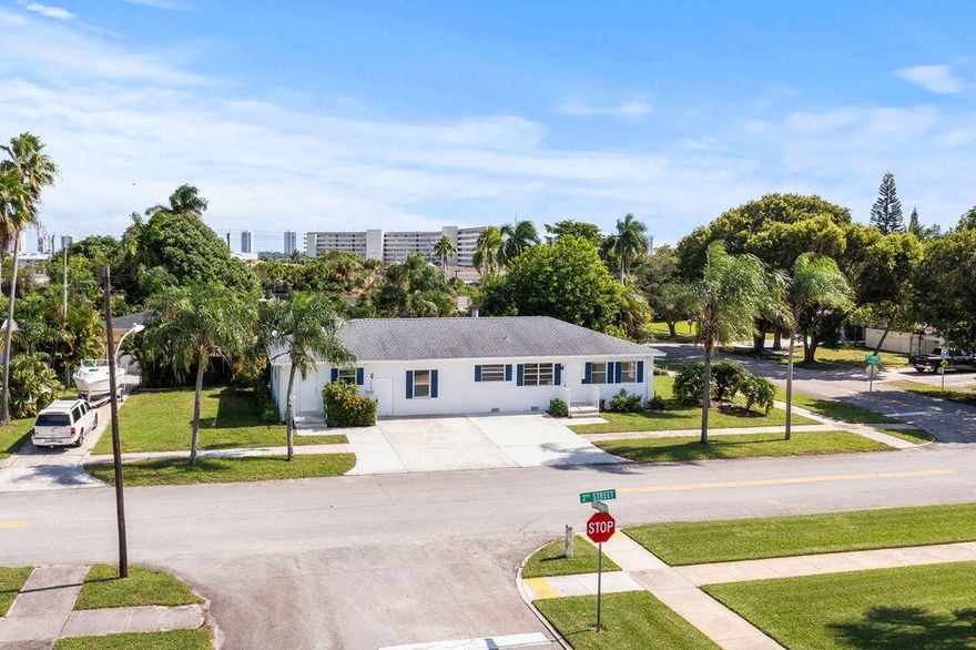 Discover exceptional flexibility at 137 Hawthorne Dr, Lake Park — a spacious 5-bed, 2-bath home with two kitchens, two laundry sets, and 2,000+ sq ft of living space. Perfect for multi-generational living or generating rental income, it offers privacy, versatility, and strong value under $600K. Located minutes from Downtown Lake Park, Publix, and the beach, this home sits near major redevelopment projects including the Kelsey Park waterfront revitalization, new fitness trail, splash pad, and marina with hotel and boardwalk—making this a smart investment in one of Palm Beach County's fastest-rising communities.