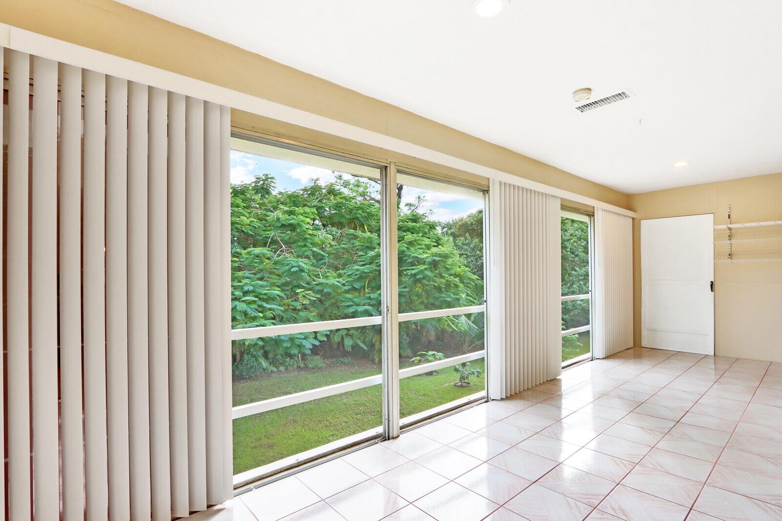 TIERRA VERDE CONDO - Residential