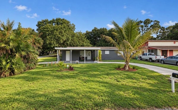 110 N 40TH ST, FORT PIERCE, FL 34947 - Image 3813f84e332df19e1934fe5c8073d37d/2180982624