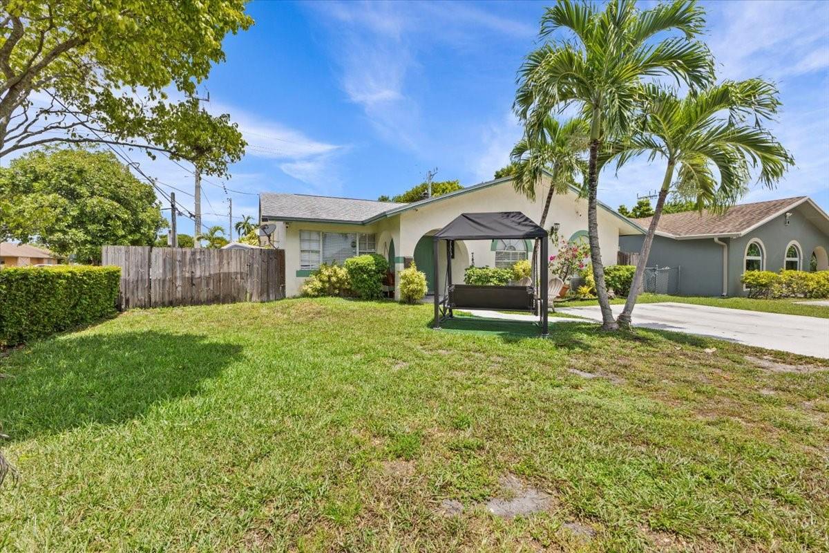 ANDICON-NOBEL TWO 152-50 - Residential