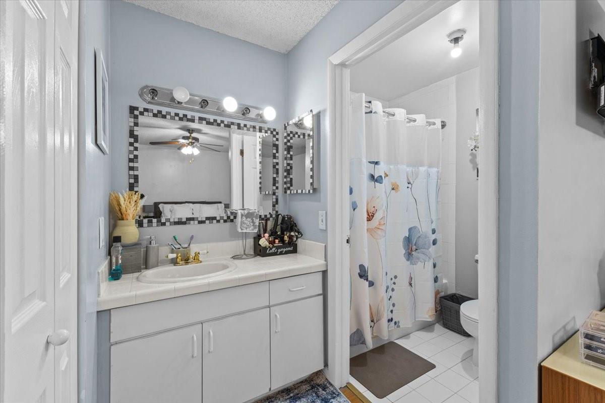 ANDICON-NOBEL TWO 152-50 - Residential