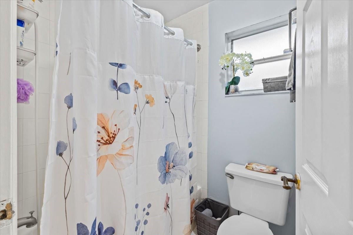 ANDICON-NOBEL TWO 152-50 - Residential