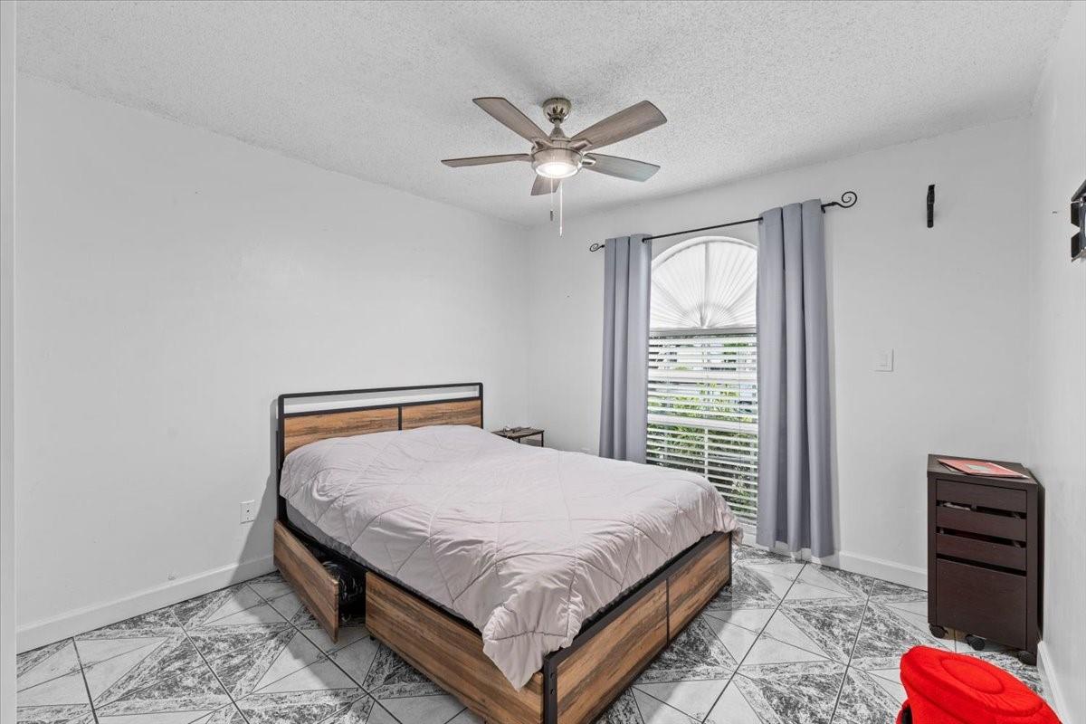 ANDICON-NOBEL TWO 152-50 - Residential