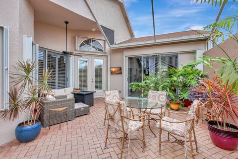 A home in Hutchinson Island